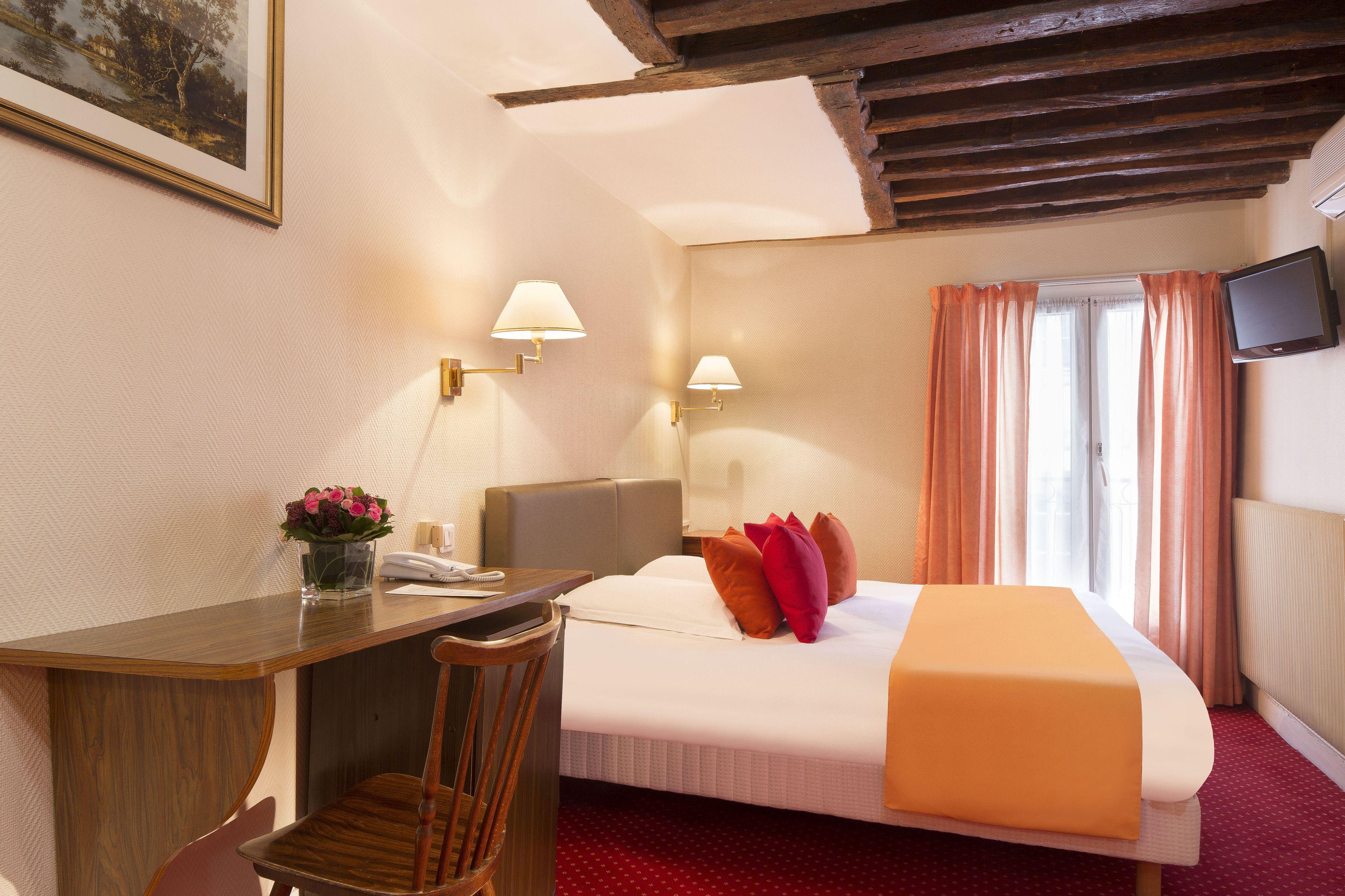 Hotel Saint Roch Paris