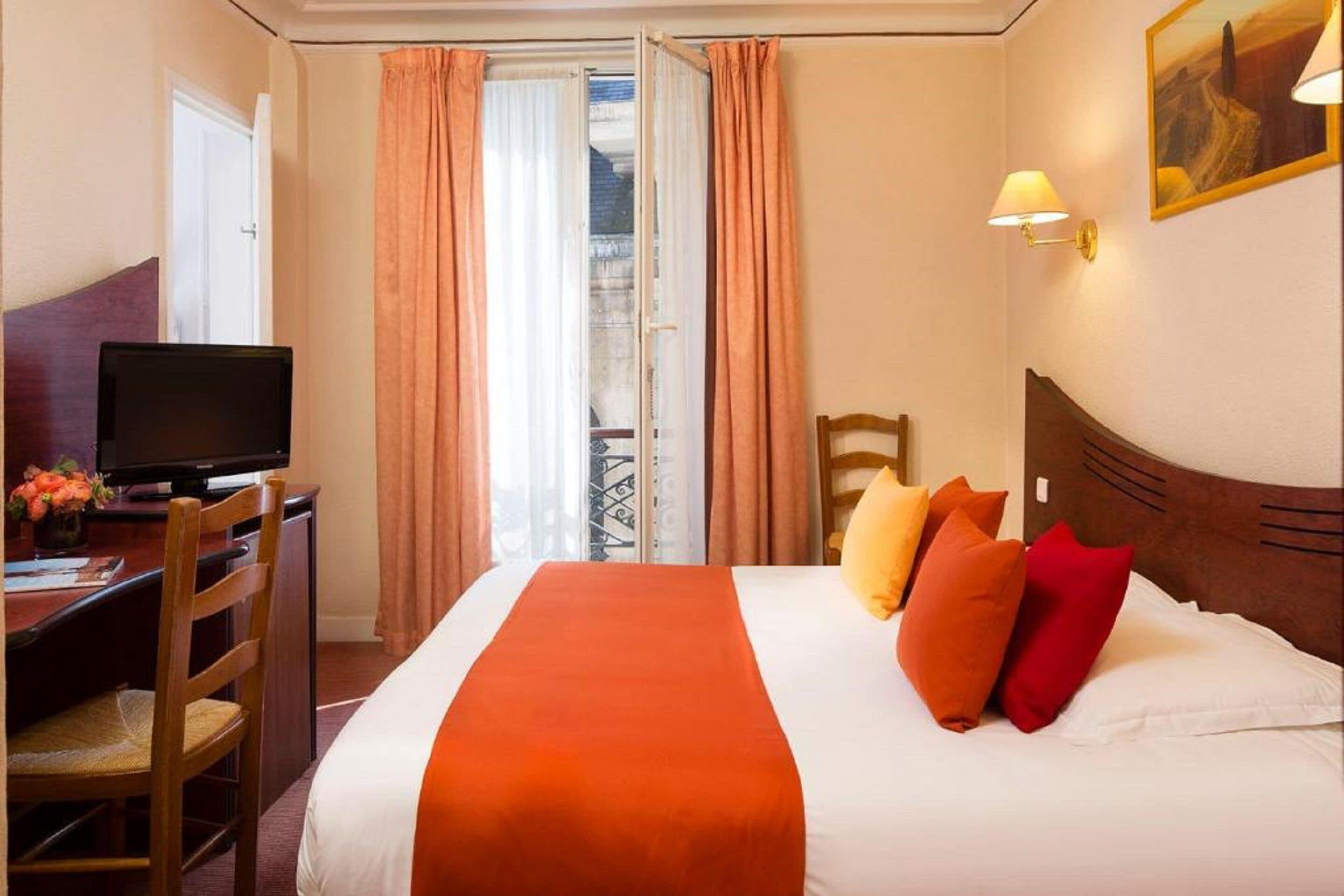 Hotel Saint Roch 2*
